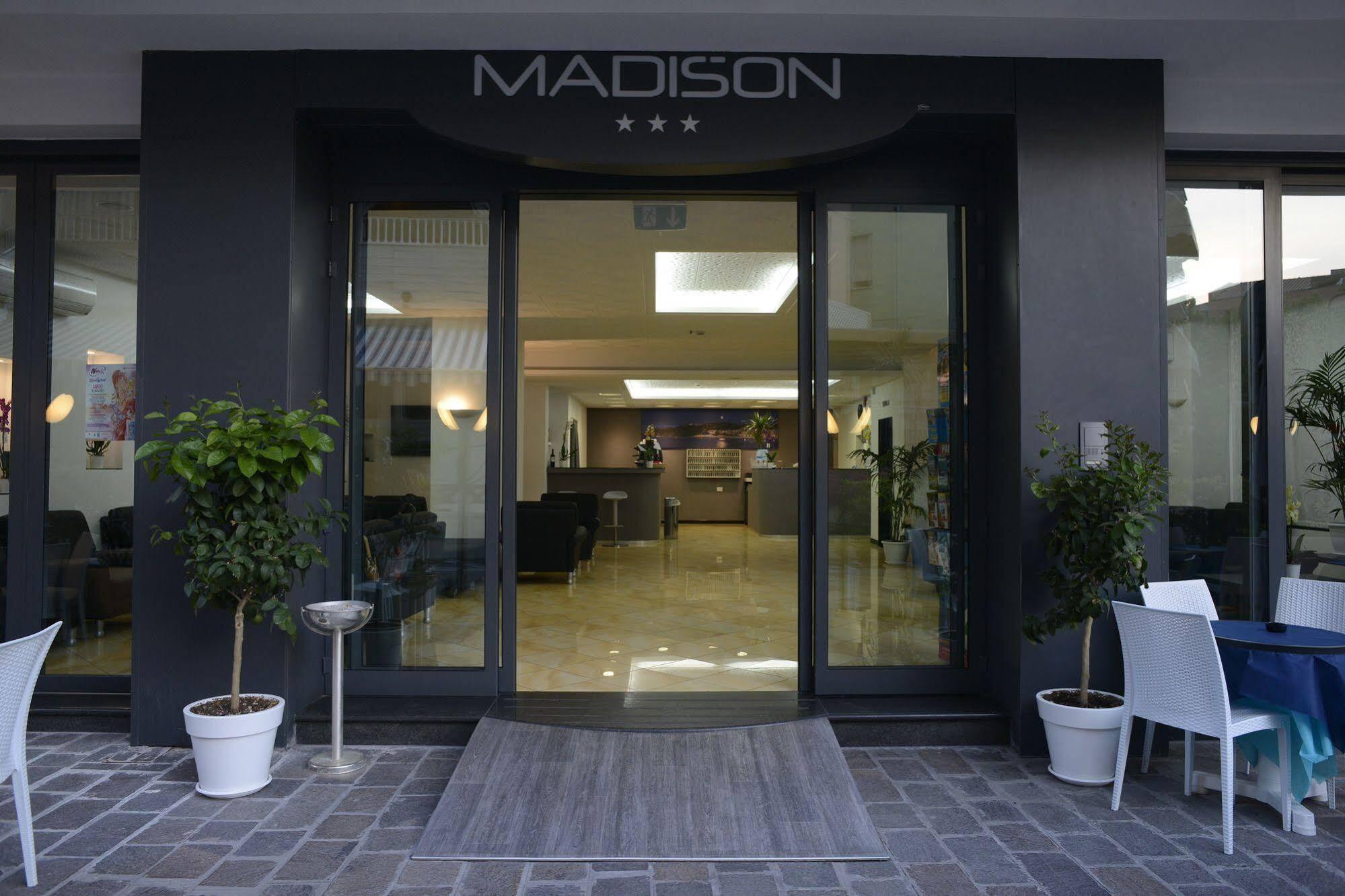 Hotel Madison ガビッチェ・マーレ エクステリア 写真